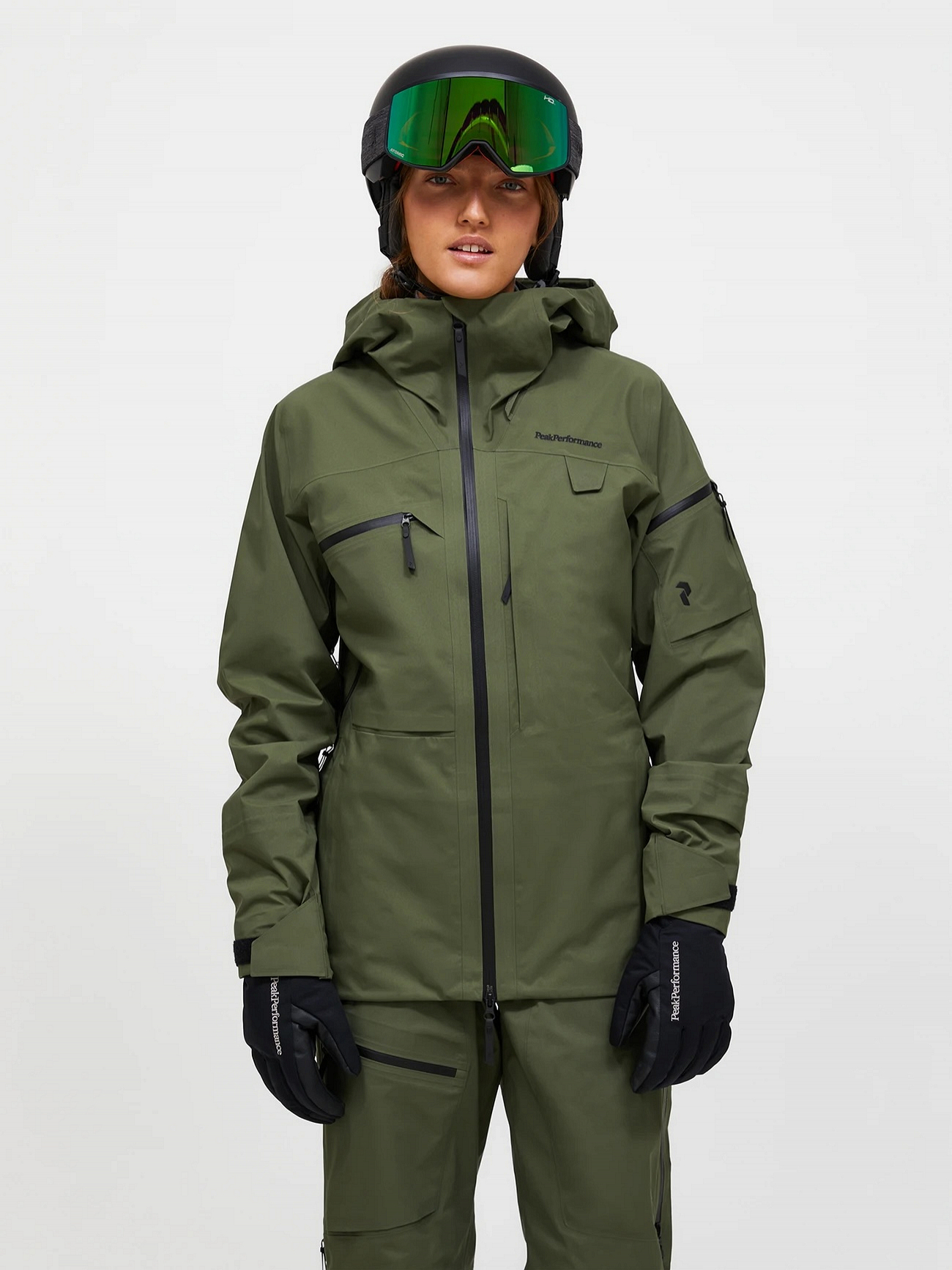 W Alpine Gore-Tex 3L Jacket (FW25) - Peak Performance Whistler